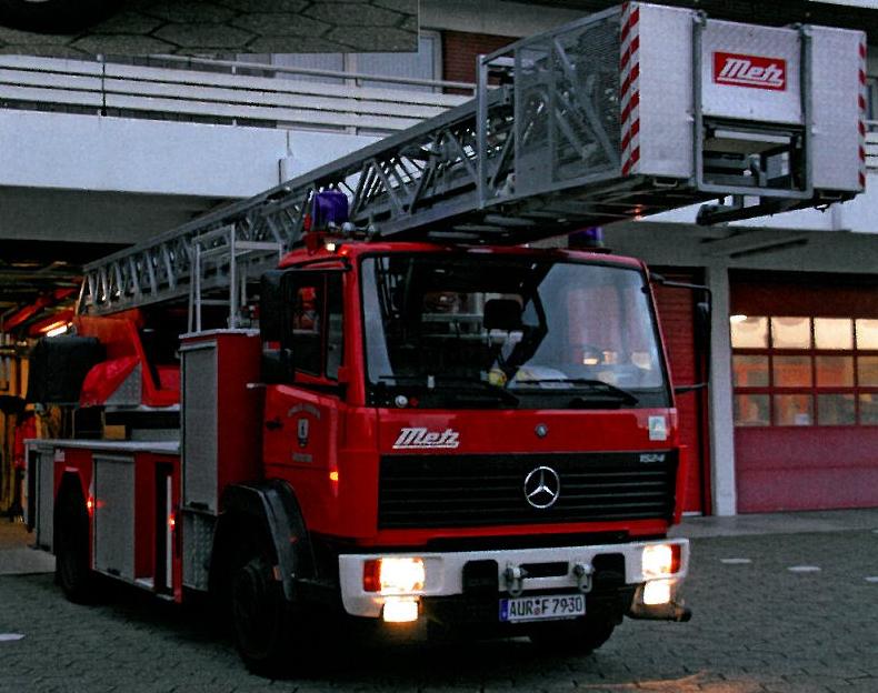 Drehleiterfahrzeug DL(A)K 23-12