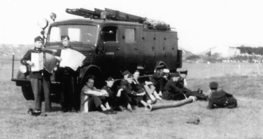 Übung mit Picknik, Sommer 1955