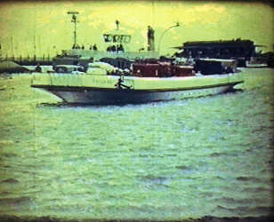 Ankunft der Kreisbereitschaft mit der Frisia VIII