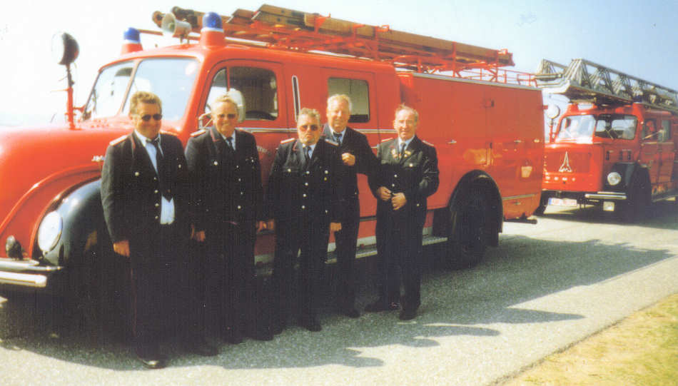 Die "Oldie-Gruppe" in Norddeich - Juli 2004 Die "Oldie-Gruppe" in Norddeich - Juli 2004