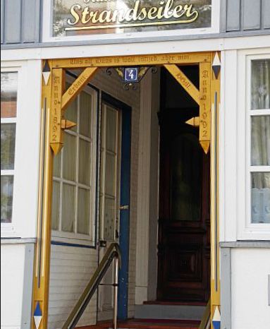 Türstock am Huus Strandseiler Türstock am Huus Strandseiler