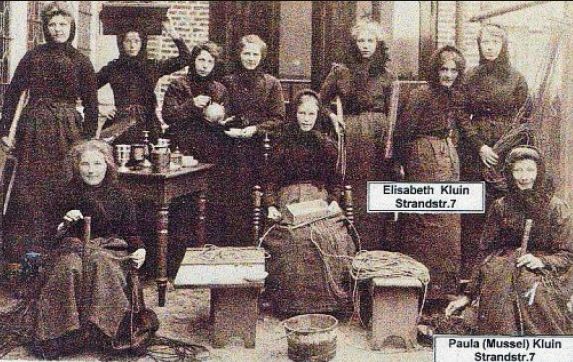 alte Norderneyer Sonntagsbekleidung alte Norderneyer Sonntagsbekleidung