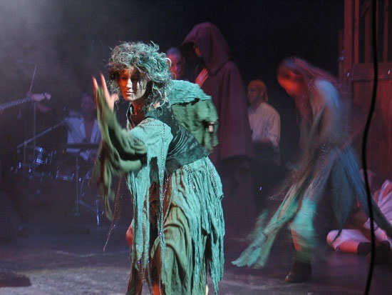 (c) 2002/2003 Hakenhand Entertainment